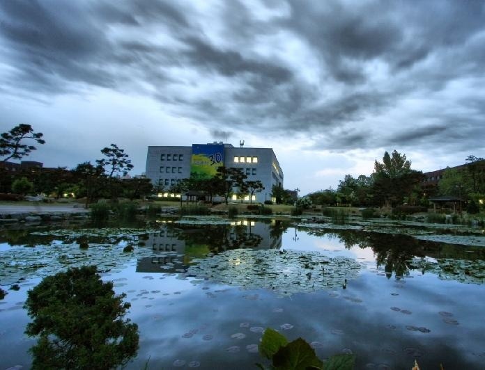 忠北大学