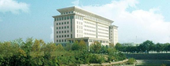 河南医学高等专科学校