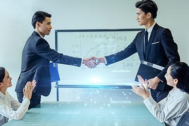 追求自信超然的身心愉悦者