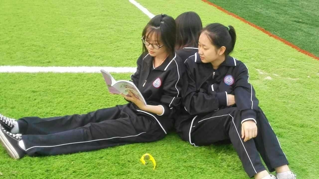 尚丽外国语学校校园