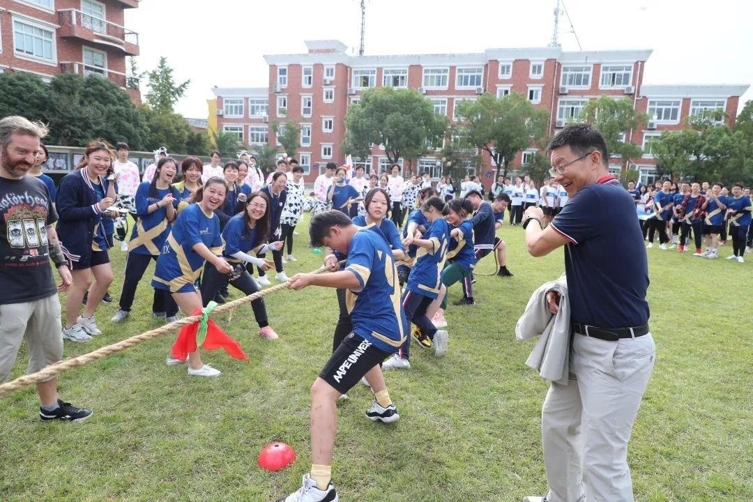 两队较量.jpg