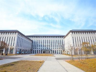 青岛博格思学校