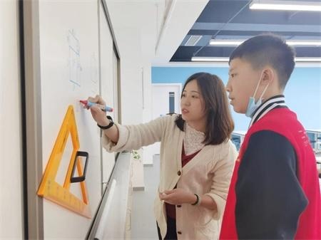 成都市二十一世纪学校