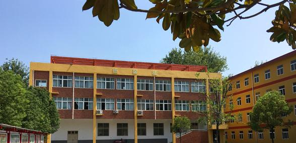 颍上信息工程学校