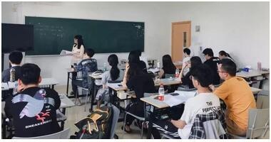 物理课.jpg