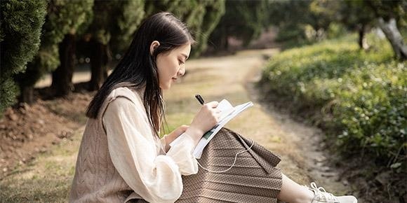关于留学打工政策