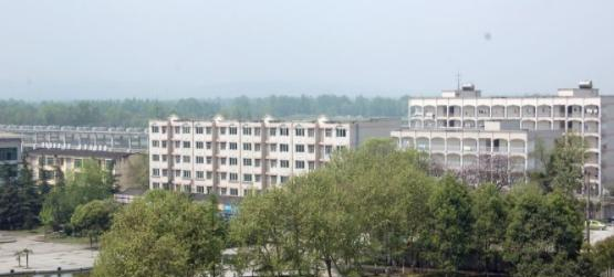 四川矿产机电技师学院