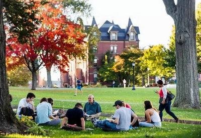 探访美国本科名校：塔夫茨大学校园生活
