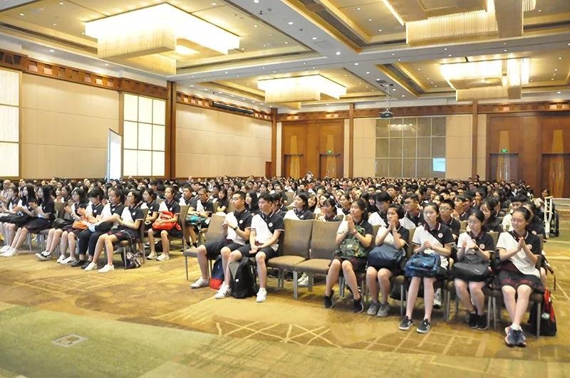 光华剑桥开学典礼.jpg