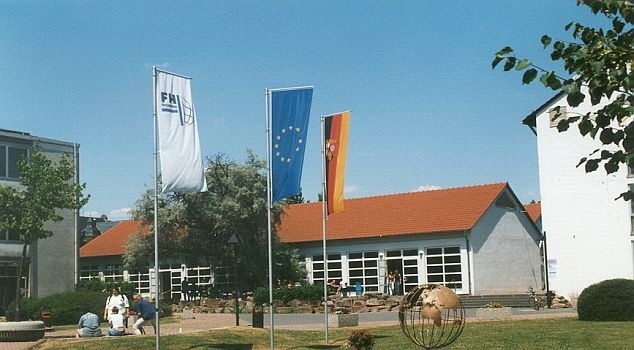 沃尔姆斯应用技术大学