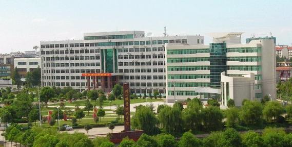 湖北职业技术学院3