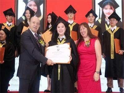 深圳奥斯翰外语学校