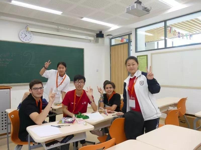 小组Project讨论.jpg