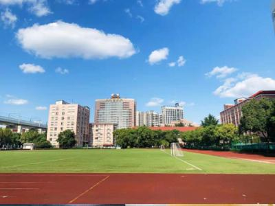加拿大女王学院(上外国际教育中心基地)