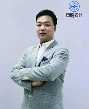 严宝瑞