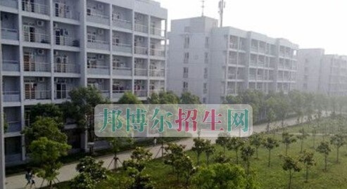 四川省公路职业技术学校