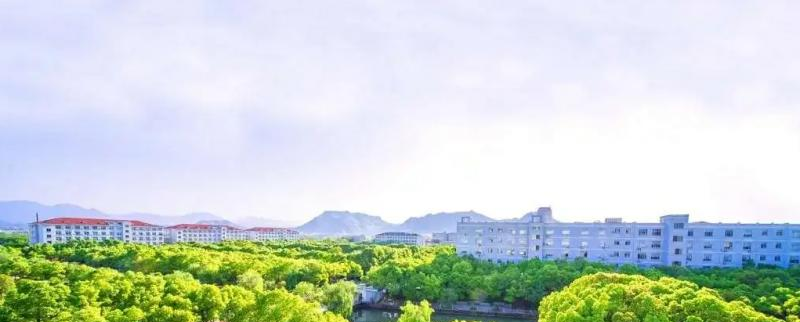 安吉上墅私立高级中学2022年学费标准