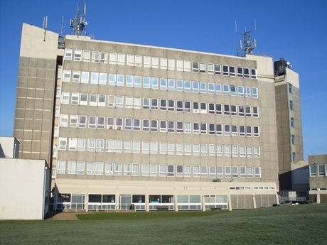 布莱克浦与法尔德学院