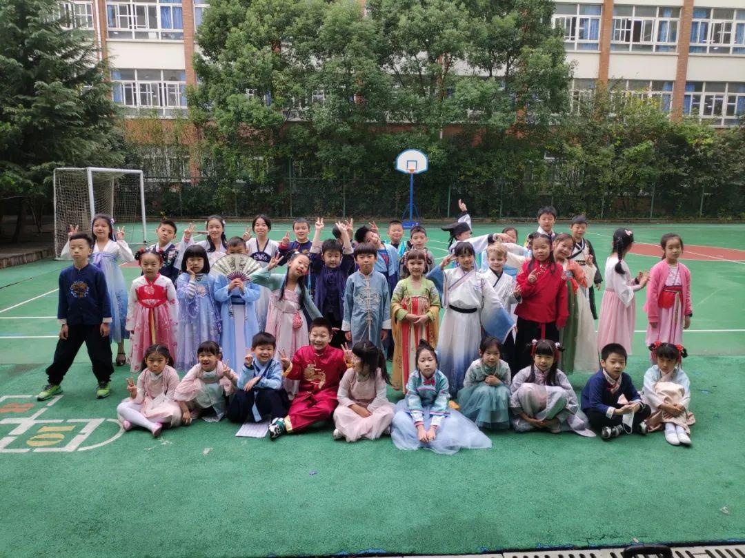 上海金苹果双语学校国际部华文中心国际文化周.jpg