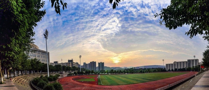 内江机电学校2022年招生办 