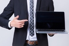 新媒体运营行业薪资？