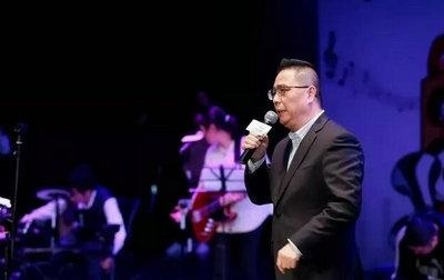 上外A-Level国际高中2018新年晚会暨十大歌手总决赛：校长表演