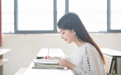 学生