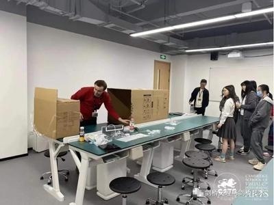 物理课堂日常.jpg