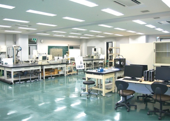 新潟工科大学
