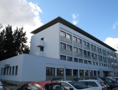 里斯本护理高等学院