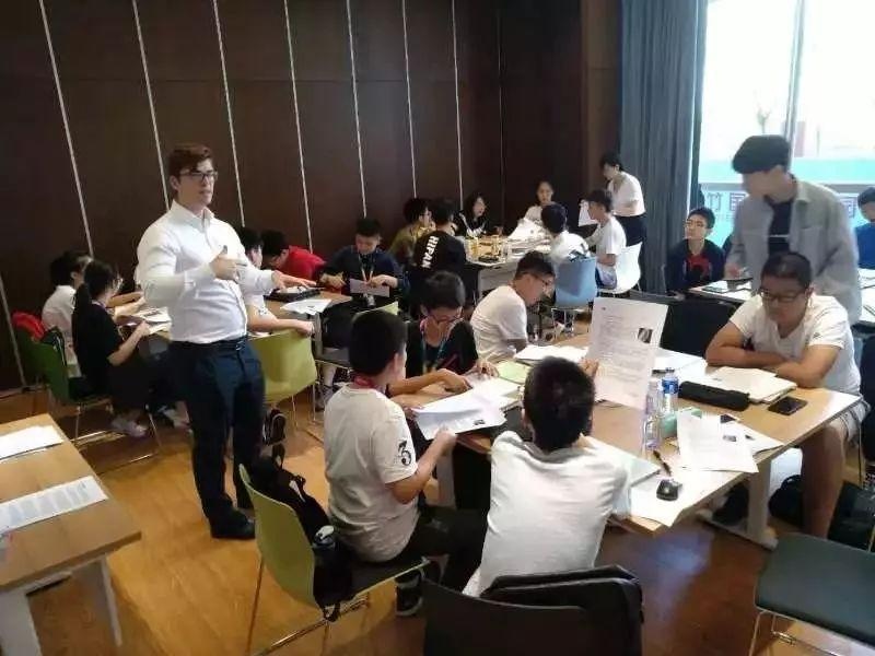 华二紫竹莱蒙尼亚2018年暑期热身课程.jpg
