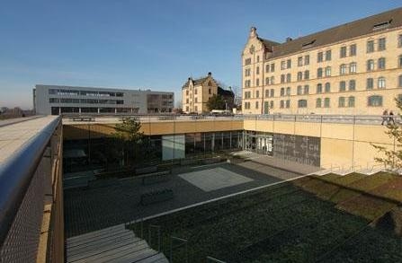 奥斯纳布吕克应用技术大学