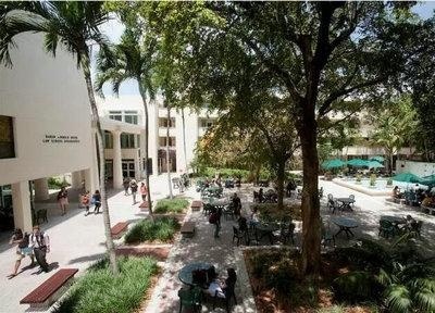 上海新和诺斯克劳斯高中2018届毕业生早申请成绩：迈阿密大学法学院
