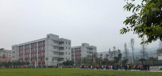 云南商务信息工程学校2022年学费、收费多少