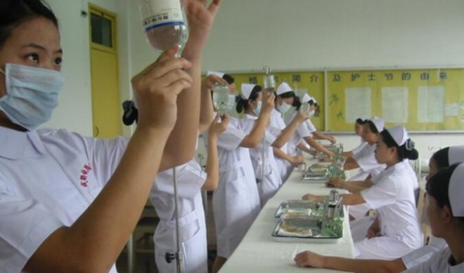 成都铁路卫生学校