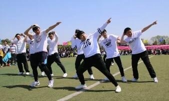 中加枫华国际学校家委会会议