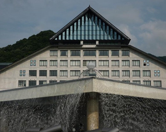 东北艺术工科大学