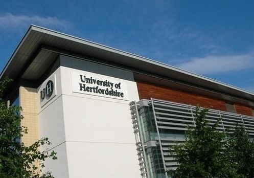 赫特福德大学
