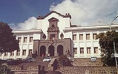 拉古纳大学
