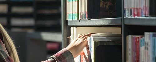 外国语言文学