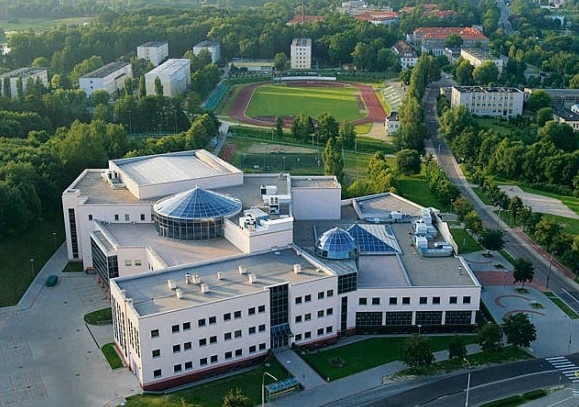 奥尔什丁瓦尔米亚玛祖里大学