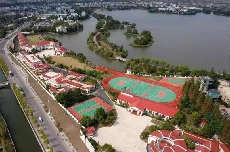上海宏润博源学校.jpg