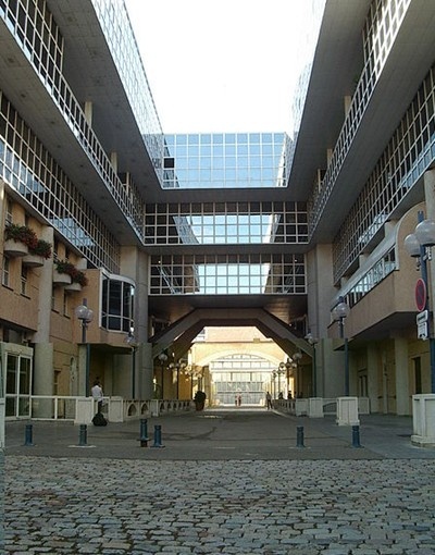 里昂高等师范学校