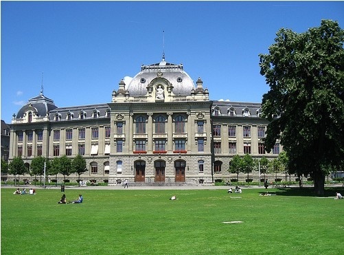 伯尔尼大学