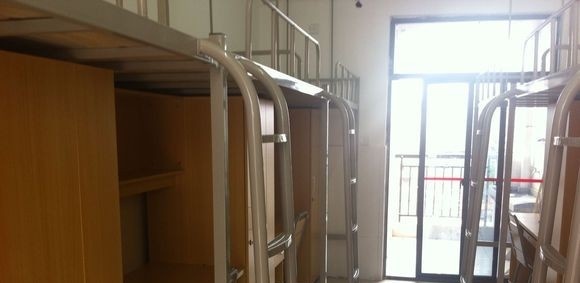 盂县职业中学校住宿条件