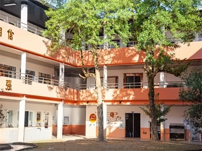 雷纳森英豪国际学院校园环境