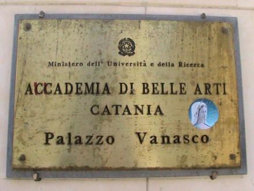 卡塔尼亚美术学院