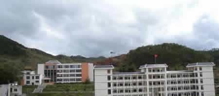 麻栗坡县民族职业高级中学网站