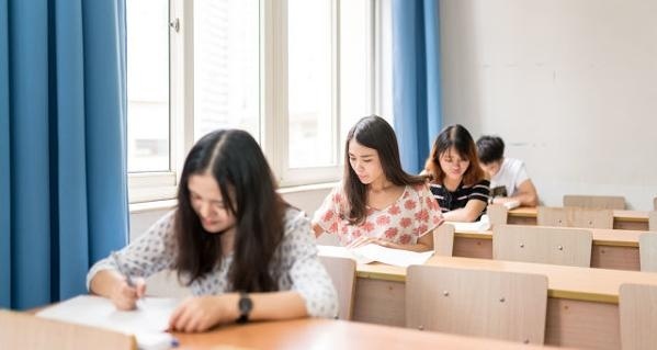 怎么学英语日常口语