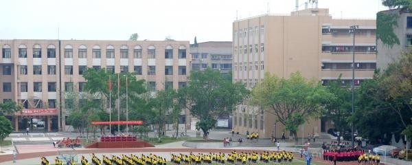 资阳师范学校五年制大专宿舍